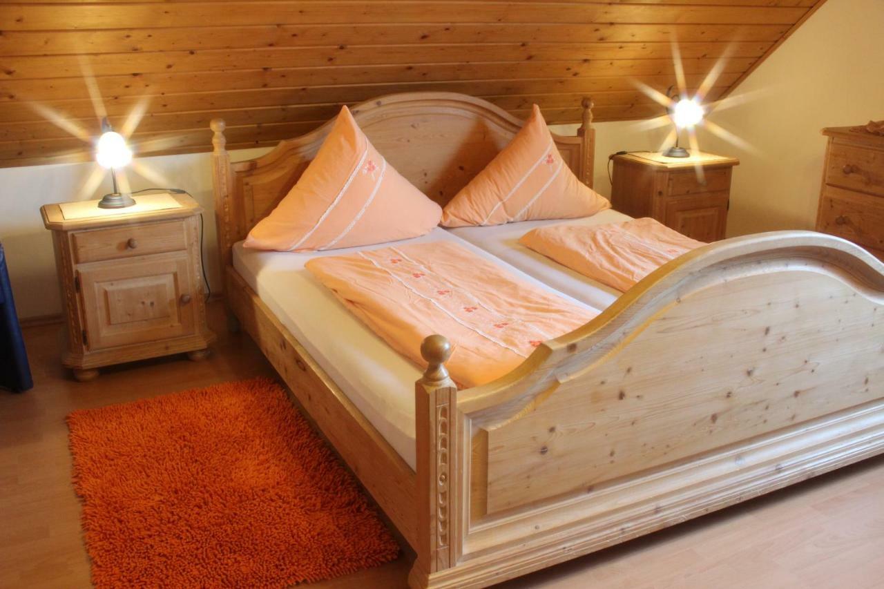 Ferienwohnung Schuetz Hirschaid Bagian luar foto